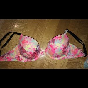 BNWT PINK 34B bra
